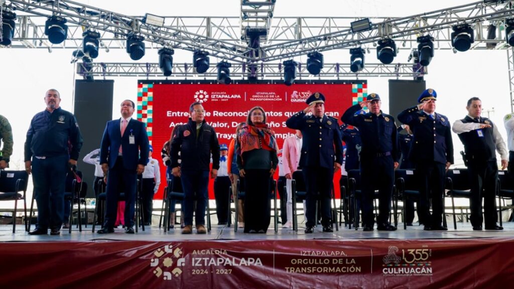 Reconoce Aleida Alavez a policías por su valor y trayectoria ejemplar en Iztapalapa