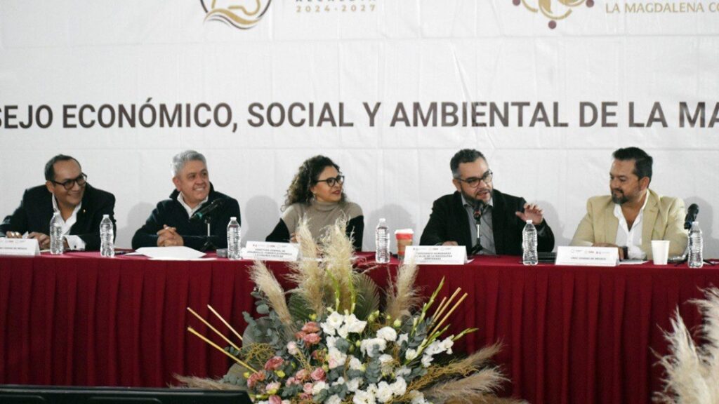 Consejo Económico Social y Ambiental de la Magdalena Contreras, va plan integral para mejorar la movilidad; firma convenio con la CMIC, obras transparentes y de calidad