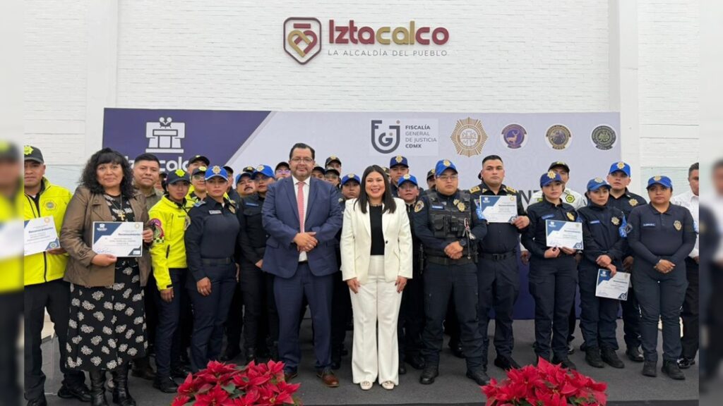 Reconocen a 160 elementos de seguridad por su desempeño