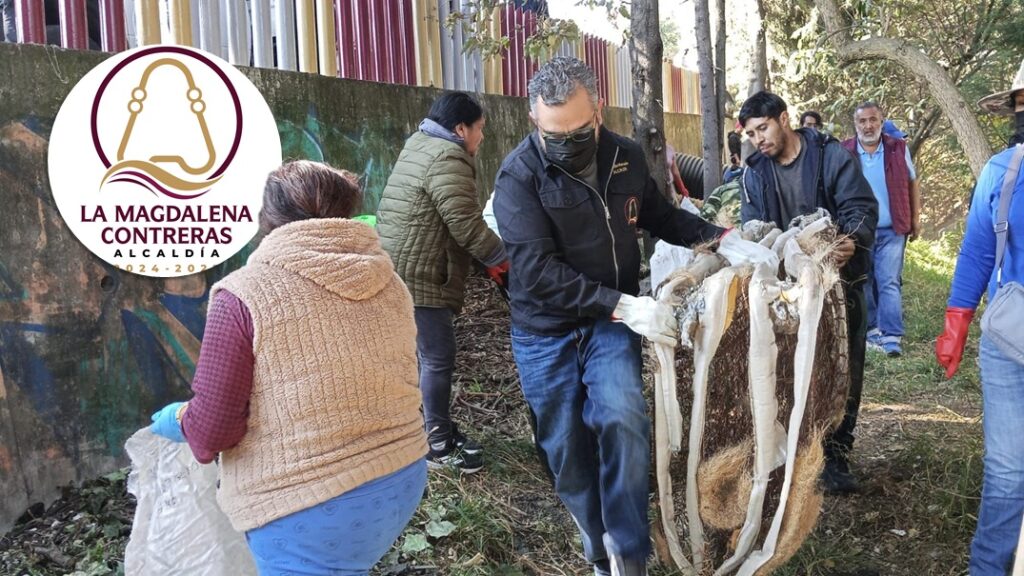 La Magdalena Contreras realiza limpieza de barrancas para evitar inundaciones y deslaves ante la próxima temporada de lluvias