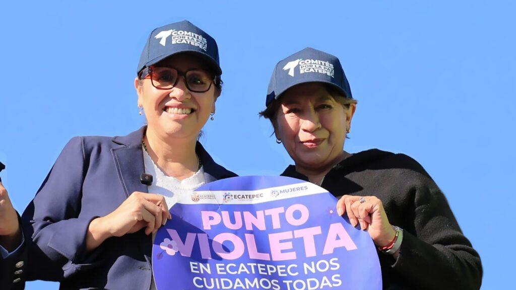 Azucena Cisneros y Delfina Gómez toman protesta a 5 mil Comités por la Paz