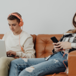 Acompañar es proteger: infancia, redes sociales y responsabilidad adulta