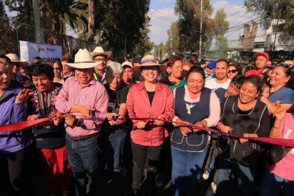 Avenidas de Trabajo y Miguel Hidalgo, Ecatepec;  fueron rehabilitadas tras 15 años en mal estado.