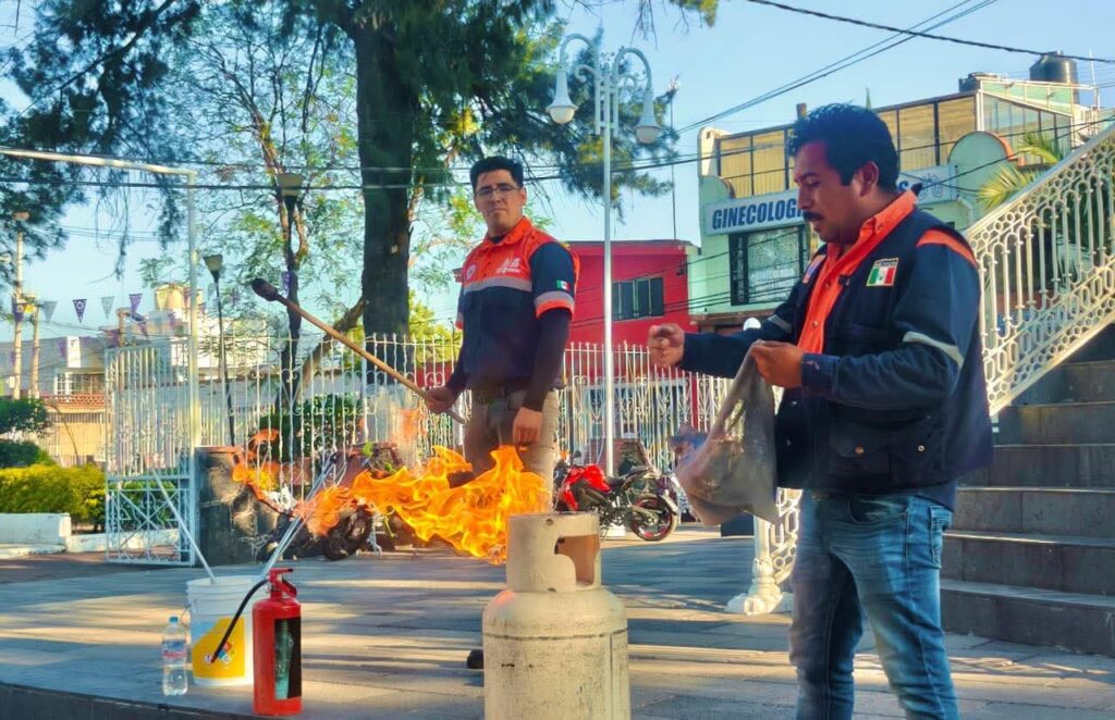 Capacitan a más de 5 mil vecinas y vecinos sobre el uso y manejo de tanques de gas LP