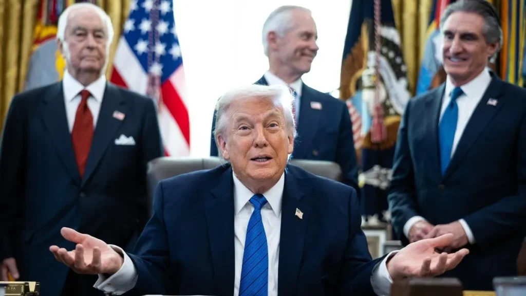 Donald Trump dice que “hablará” con Cuba y llama “fracasada” a la isla