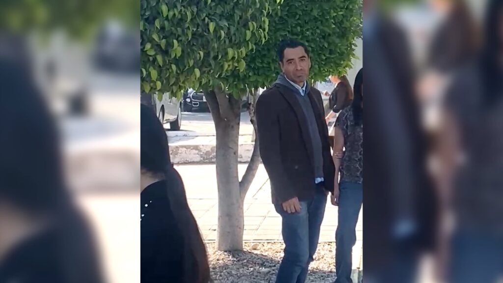 Acusan a profesor de operar voto para Mirza Aguilar en Ciencias Políticas de la BUAP
