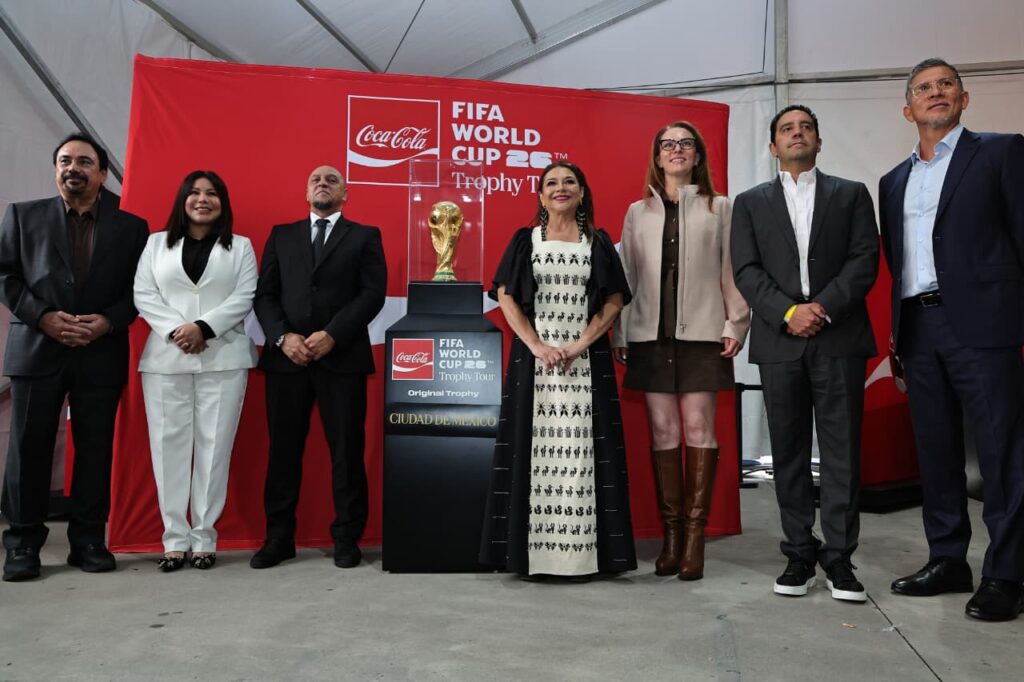 Clara Brugada da la bienvenida a la Copa del Mundo en la Ciudad de México; las Utopías y el fútbol comparten sueños y nacen desde abajo, afirmó