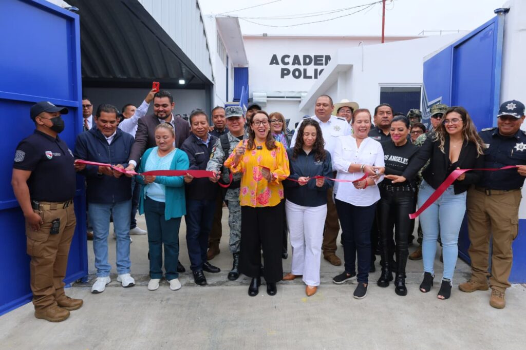Ecatepec apuesta por la mejora en seguridad, inaugura Academia para profesionalizar a elementos de la policía