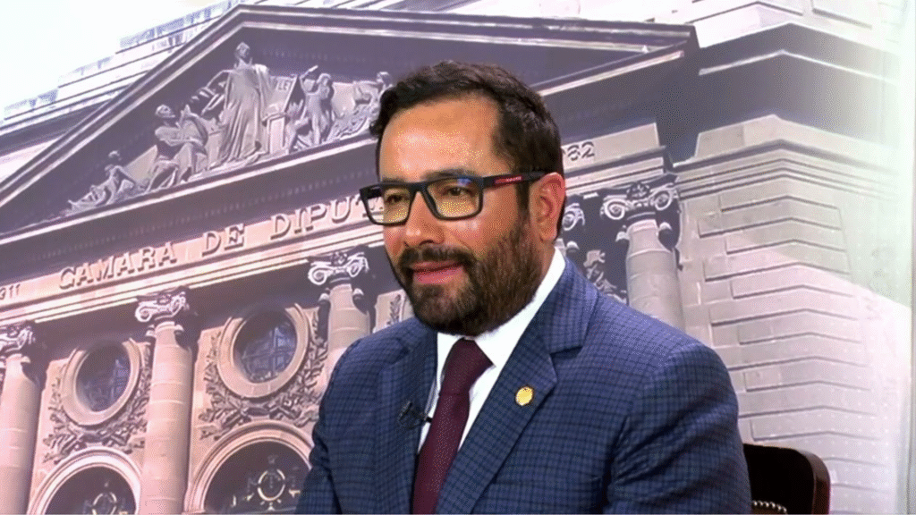 El Congreso capitalino garantizará el acceso a la información con nuevas normas: Víctor Hugo Romo