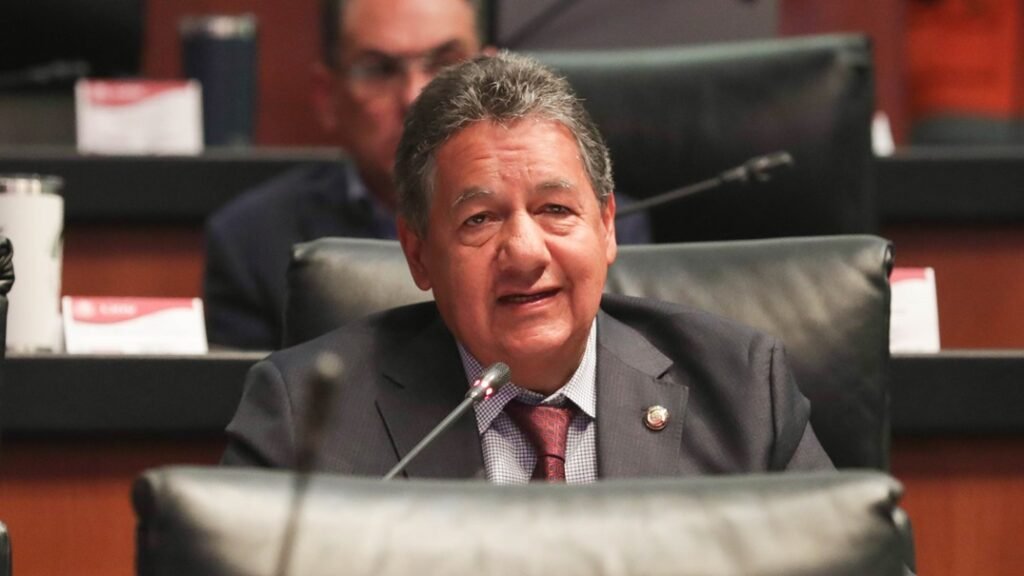 Higinio Martínez, a un paso de presidir la Mesa Directiva del Senado