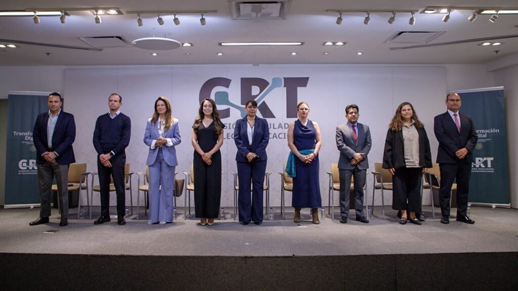 Defensorías sin “dientes”, derechos simulados
