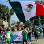 Tláhuac se llena de color con desfile cívico por el 216 Aniversario de la Independencia de México