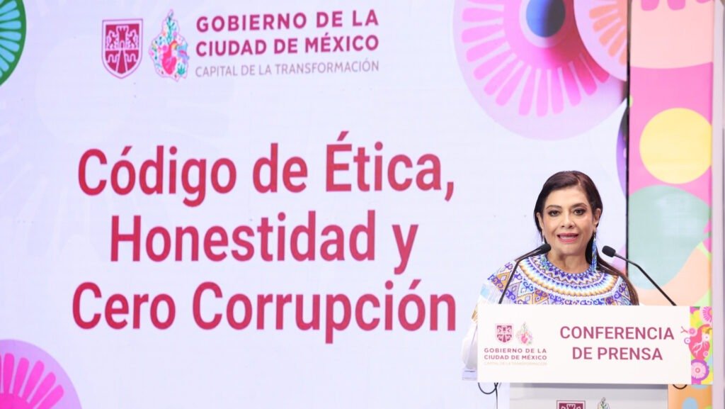 Clara Brugada pide a gabinete firmar código de ética y cero corrupción