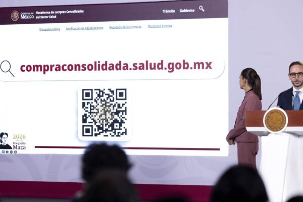 Gobierno federal ahorrará 70 mil millones de pesos en compra de medicamentos: Eduardo Clark