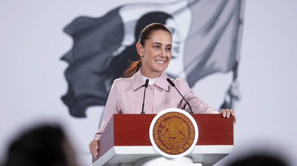 “Deben cumplir la ley”, reitera Sheinbaum a Kuri y a Johnson; gobernador no explica objetivos de academia